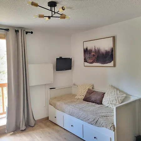 Appartement 2-4-6 In Saint-françois-longchamp Saint-François-Longchamp